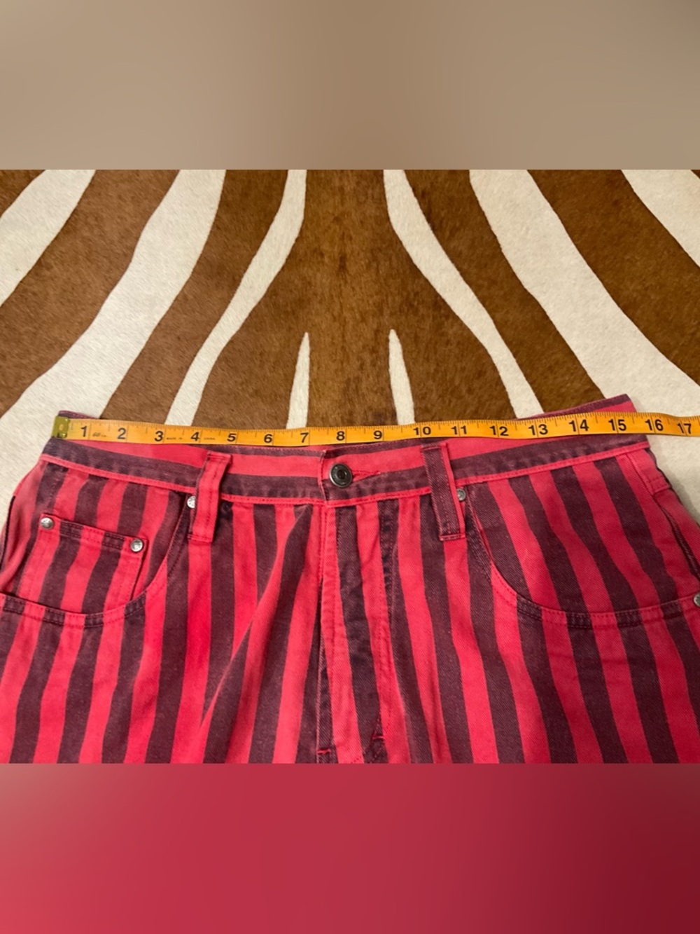 Vintage 90s Unionbay Red Black Striped Denim Shorts Size 32 Jeans Unisex - Picture 6 of 10